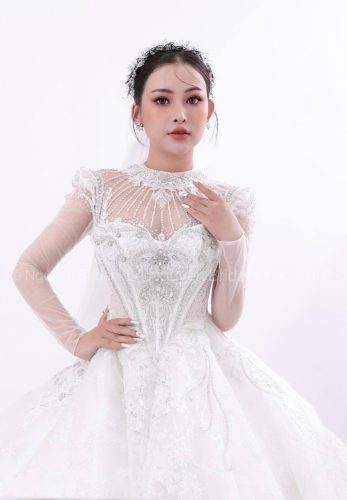 trang điểm cô dâu củ chi